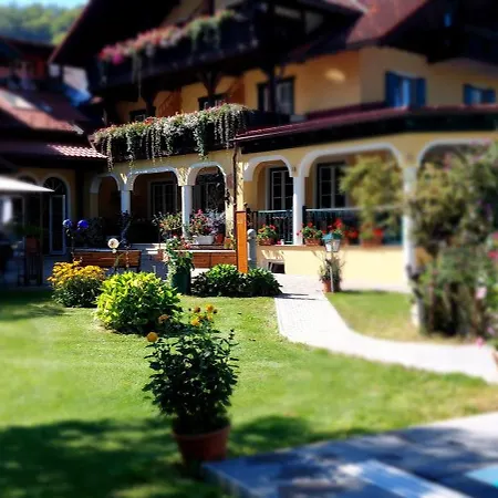 Landhotel Waldmuhle 3*